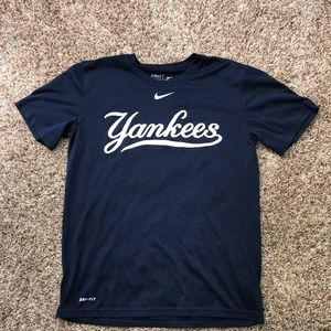 Nike Yankees tshirt
